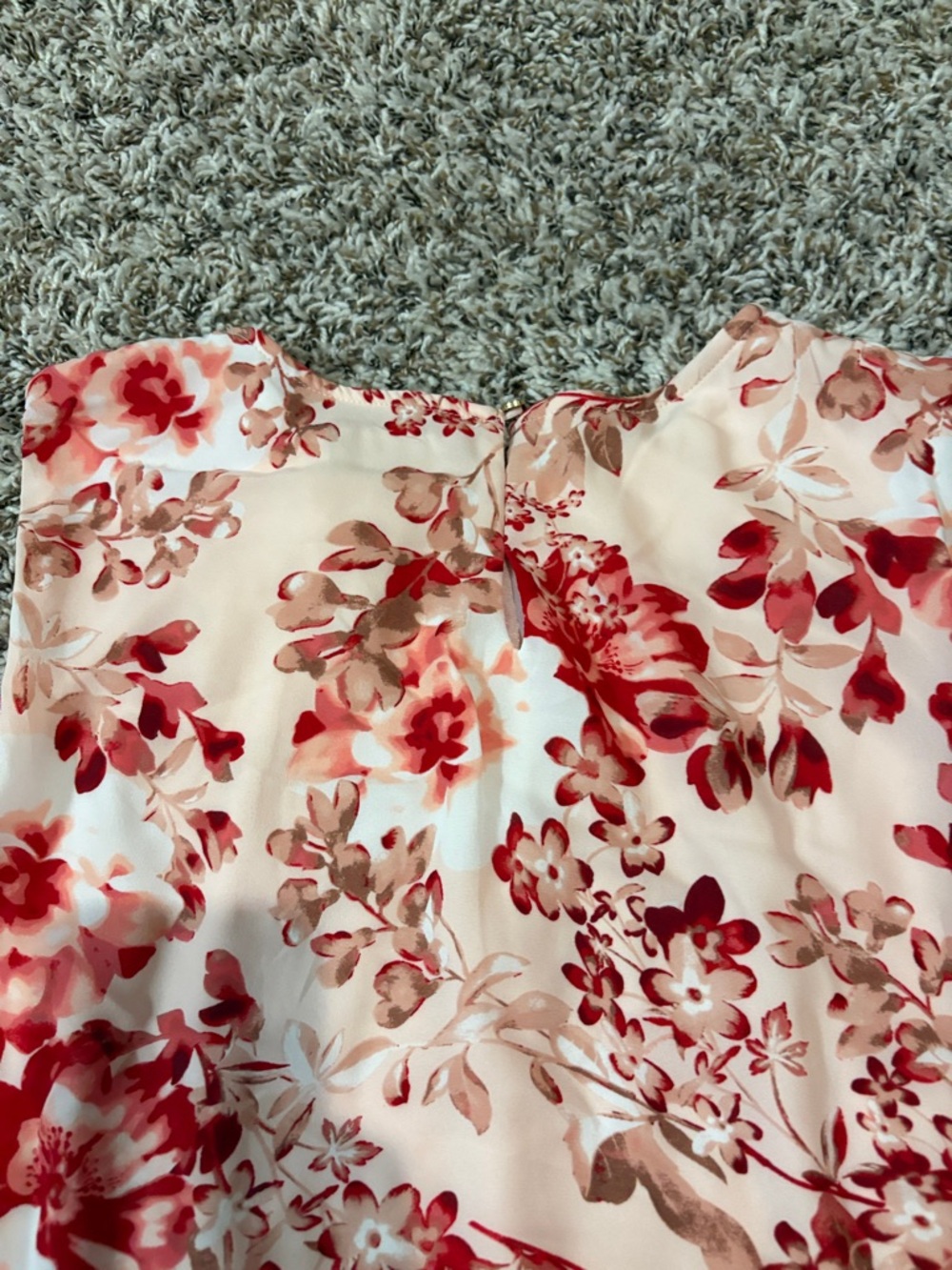 NWT-Liz Claiborne Floral Sleeveless Camisole in Pink and Red - Large - Picture 6 of 8